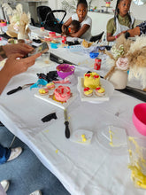 Load image into Gallery viewer, Vintage Cake Workshop